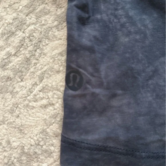 Lululemon All Yours Crop Tee *Wash Cloudy Wash True Navy - Picture 9 of 9